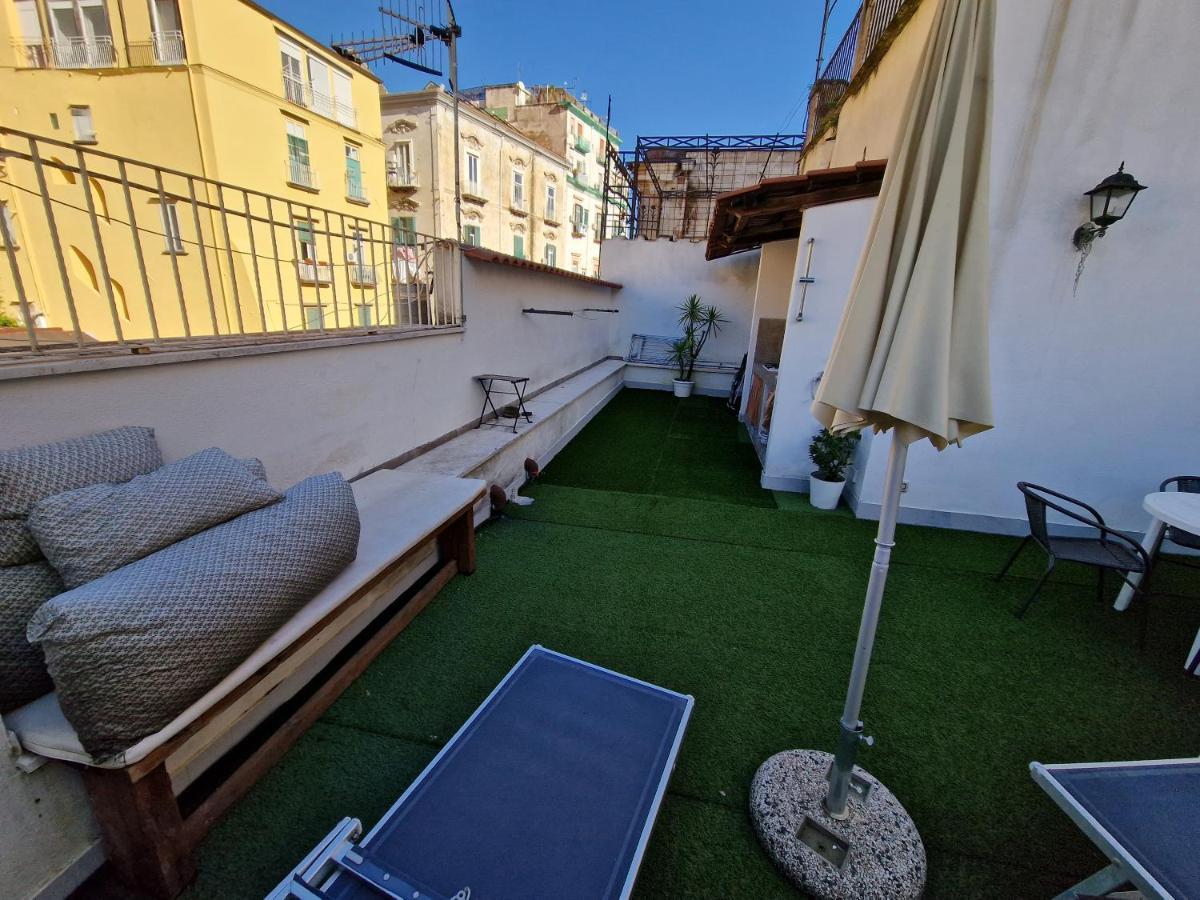 Montesanto Top Terrace II Apartment Неаполь Экстерьер фото
